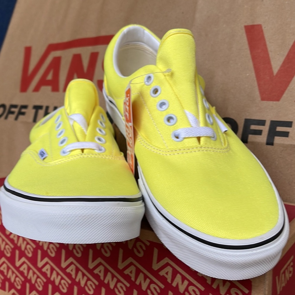 Vans Era Neon Lemon Tonic/True White sneakers Men’s - Picture 8 of 16